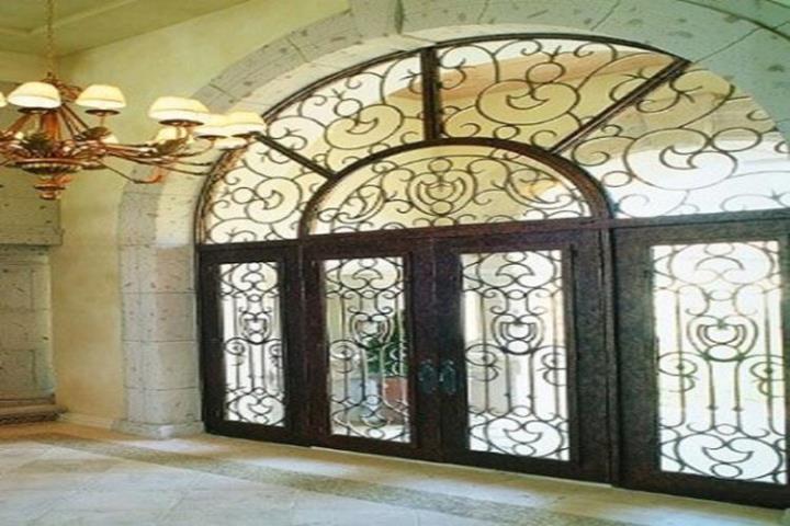 انواع درب فلزی پركاربرد در ساختمان