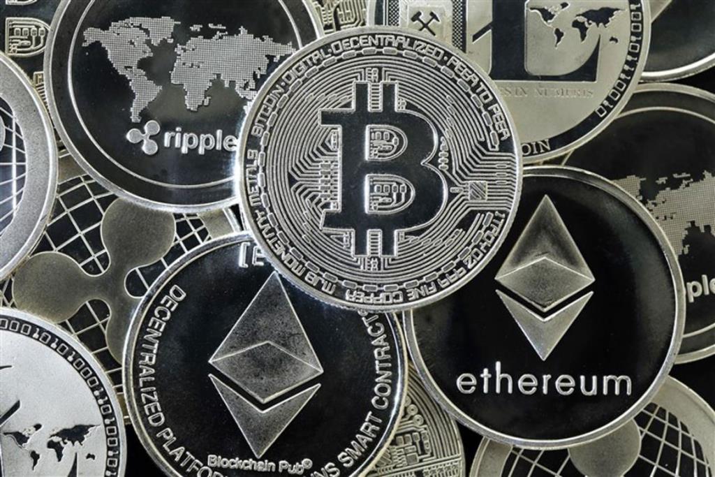 بررسی بهترین ارز دیجیتال و صرافی آنلاین