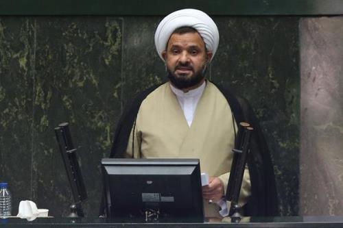 باقری: فیاضی یک روز هم سابقه مدیریتی ندارد