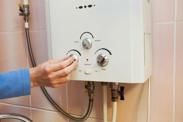 چرا شمعک آبگرمکن خاموش می شود؟