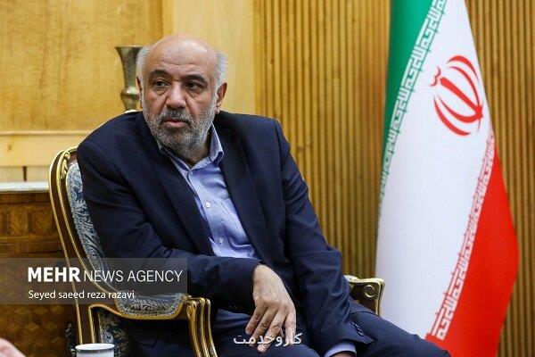 بهبود محیط کار به دست تشکل های کارگری است