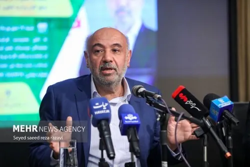 مشارکت تشکل های کارگری و کارفرمایی محور تصمیم سازی در تولید است