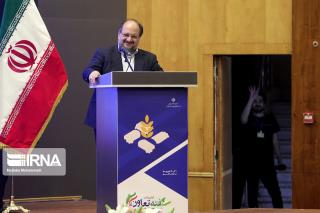 شركت آذرآب اراك هزار و 100 میلیارد تومان طرح دارد